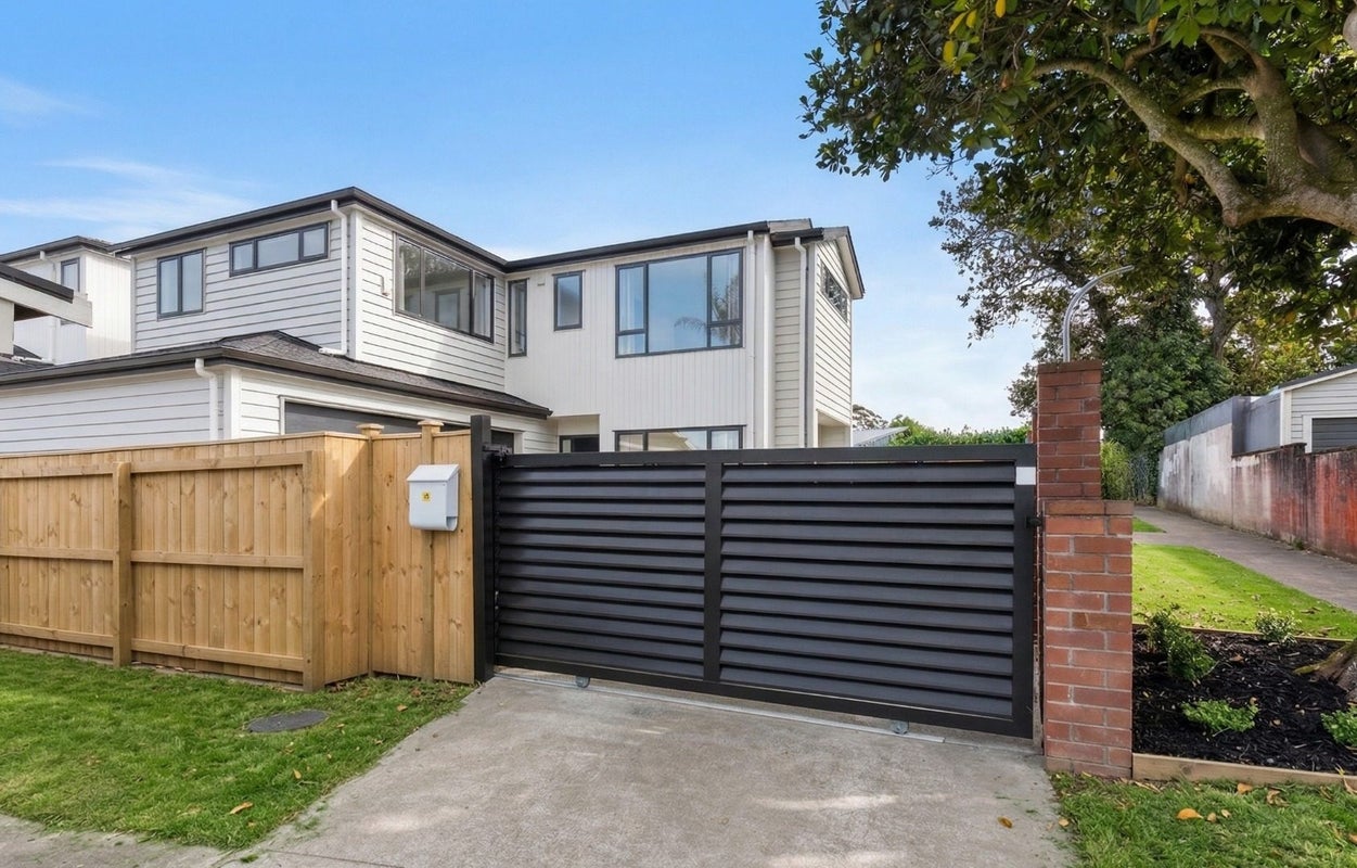 42 Hollywood Avenue, Epsom, Auckland - Carousel 15