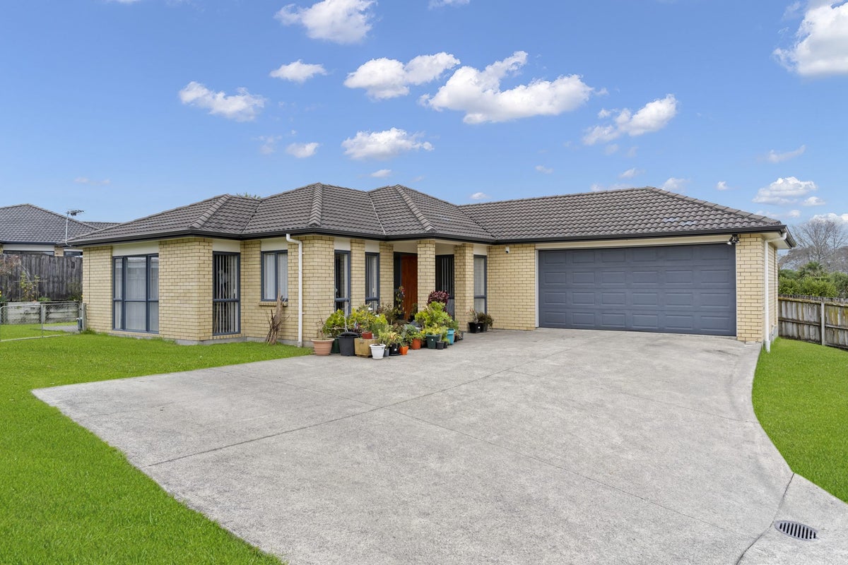 21 Artillery Drive, Papakura, Papakura - Carousel 2