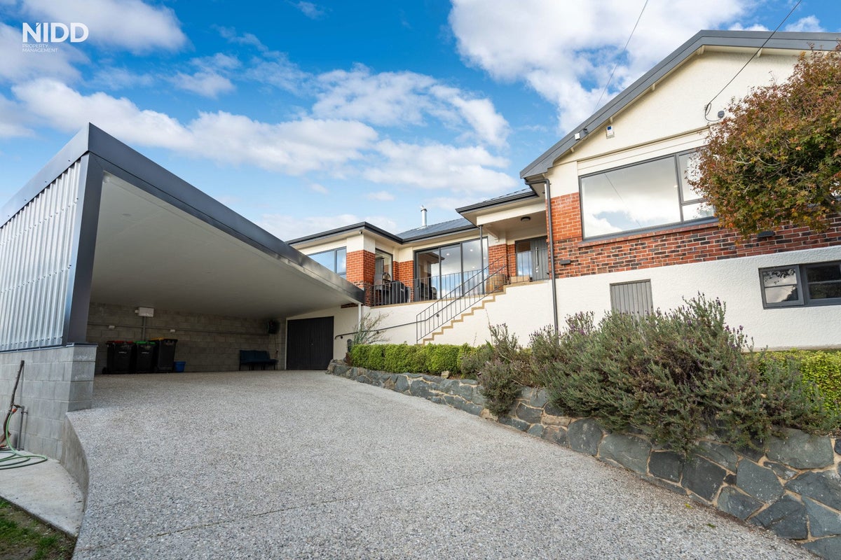 15 Dunrobin Street, Waverley, Dunedin - Carousel 9