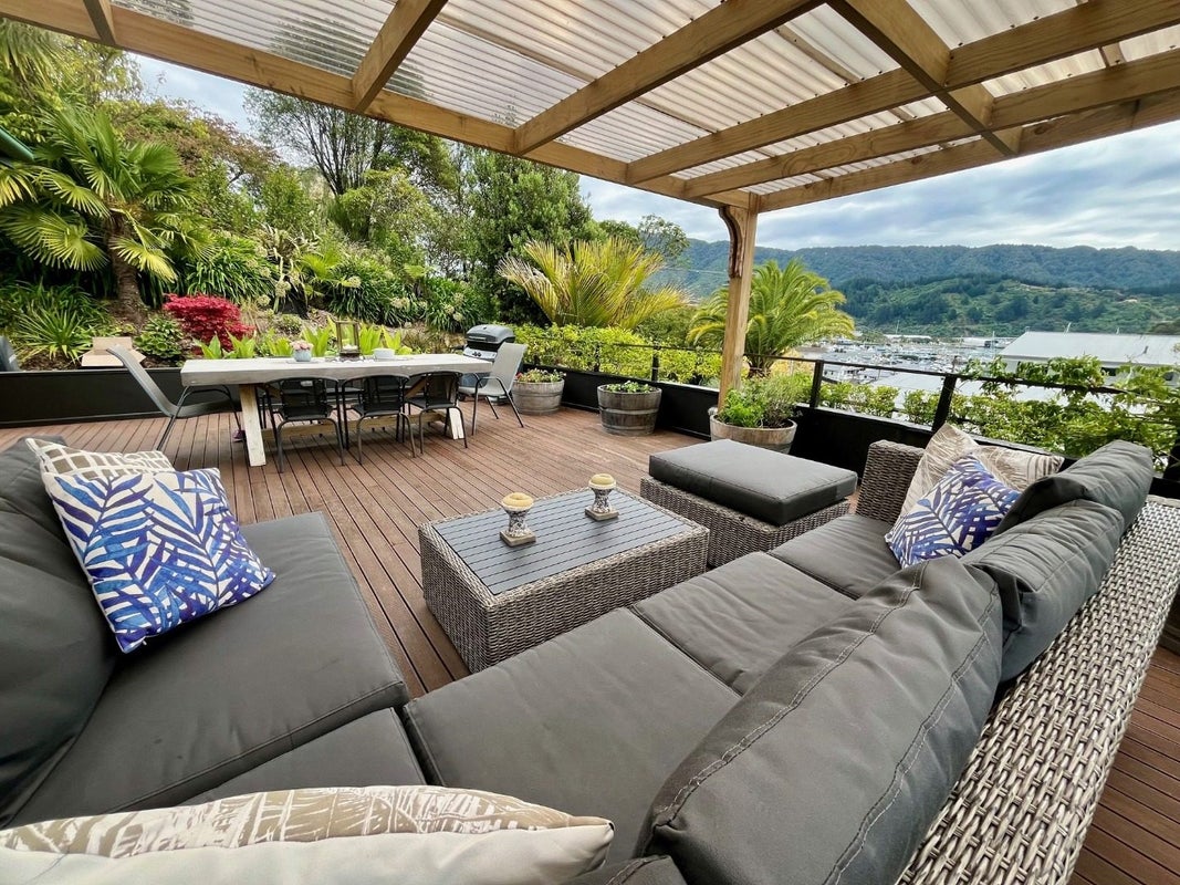 8 Rutland Street, Picton - Carousel 1