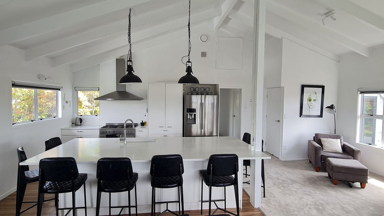 7 Silich Street, Acacia Bay, Taupo - Carousel 2