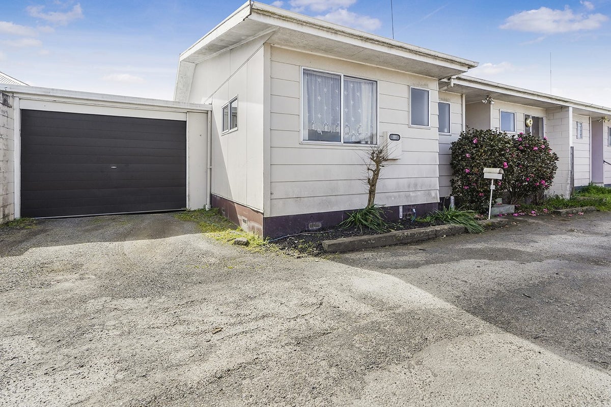 2/70 Primrose Street, Frankton, Hamilton - Carousel 1