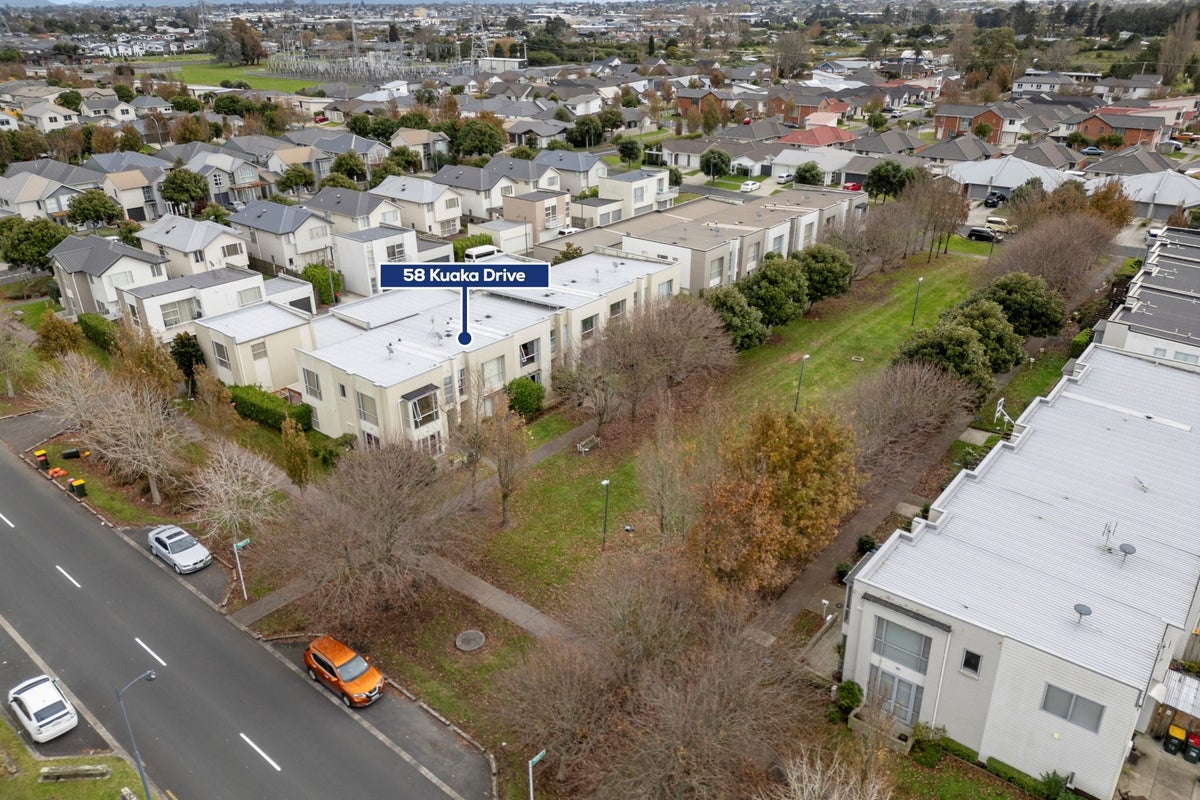 58 Kuaka Drive, Takanini, Auckland - Carousel 20