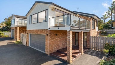 6A Highlight Parade, Te Atatu South, Auckland - Carousel 1