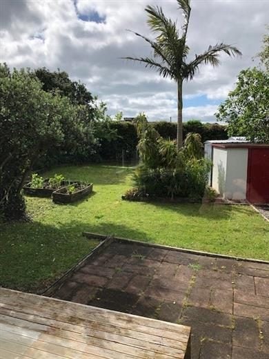 48 Taniwha Street, Wai o Taiki Bay, Auckland - Carousel 2
