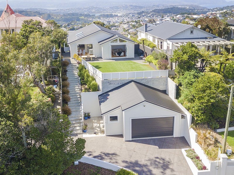 73 Karepa Street, Brooklyn, Wellington - Carousel 1