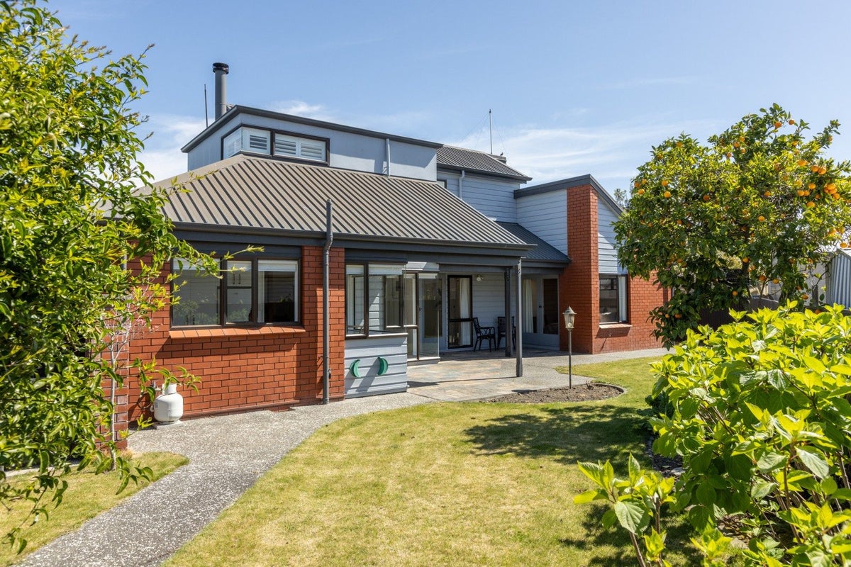 21 Herrick Street, Marewa, Napier - Carousel 1
