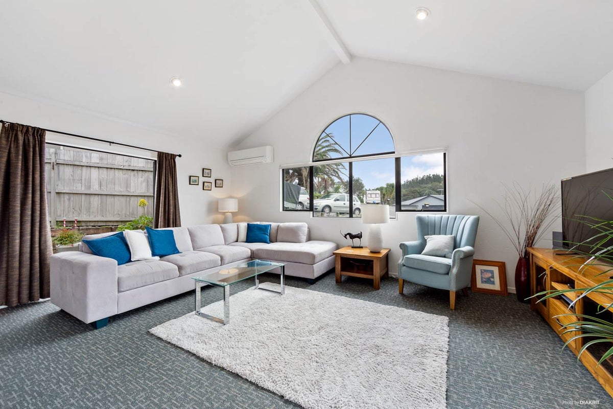 31 Kestrel Heights, Arkles Bay, Whangaparaoa - Carousel 2