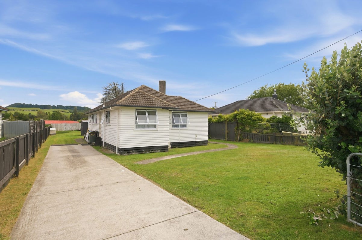 28 Meadowbank Crescent, Fordlands, Rotorua - Carousel 1
