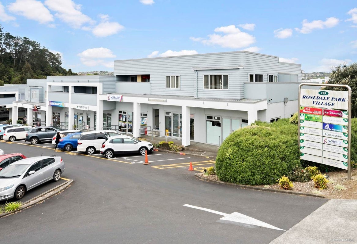 1 Te Aniwaniwa Terrace, Albany, Auckland - Carousel 1