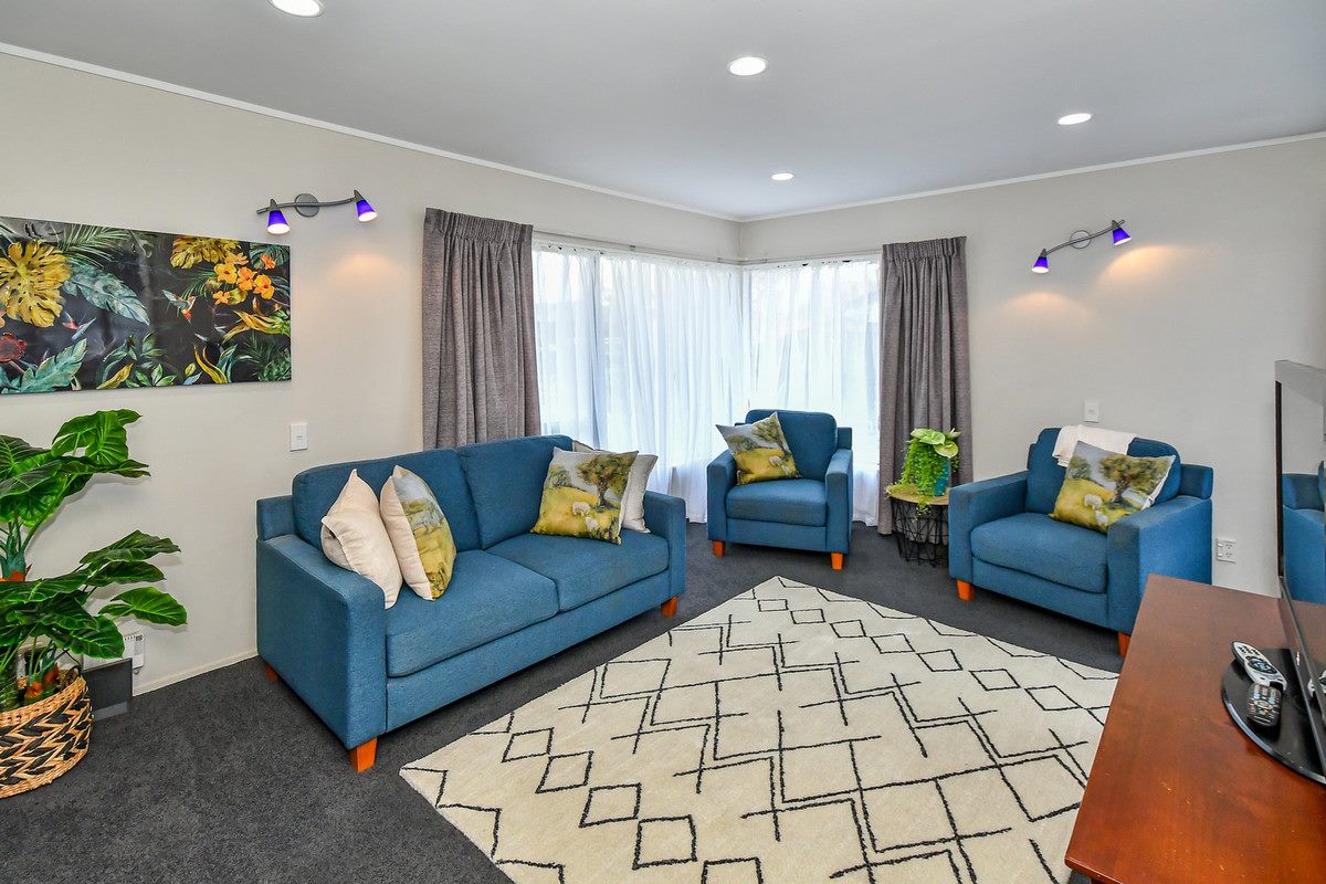 187 Walter Strevens Drive, Conifer Grove, Takanini - Carousel 2