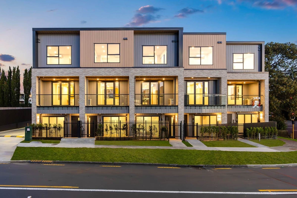 11/70 Killarney Street, Takapuna, North Shore City, Auckland - Carousel 1
