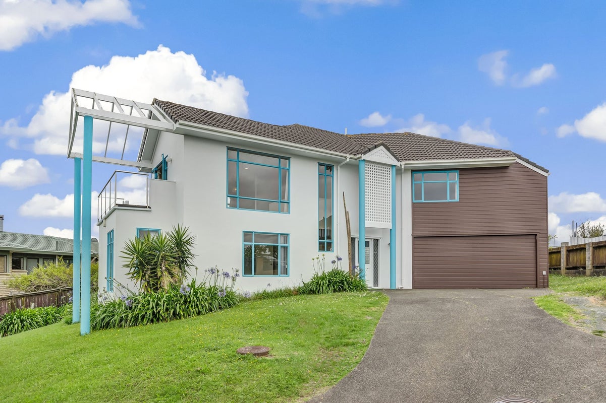 9 Hurstbourn Priors, Goodwood Heights, Auckland - Carousel 1
