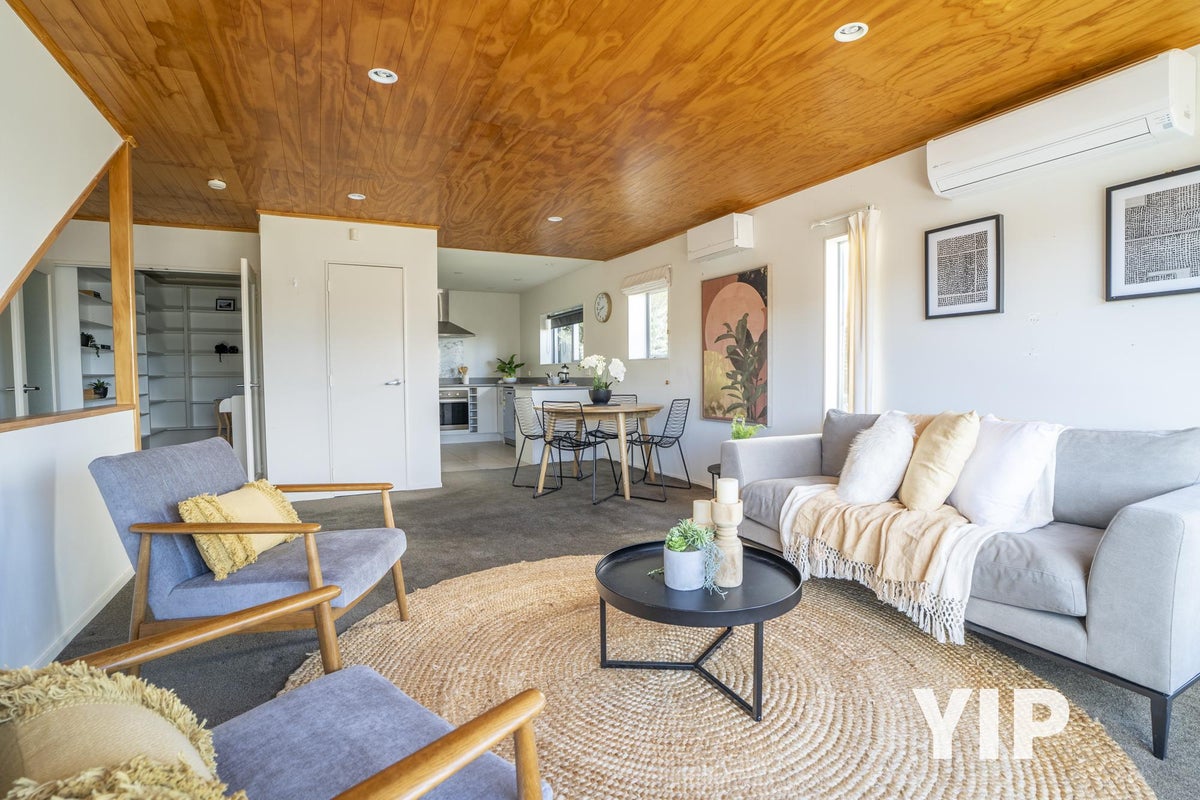 63 Sheridan Terrace, Johnsonville, Wellington - Carousel 2