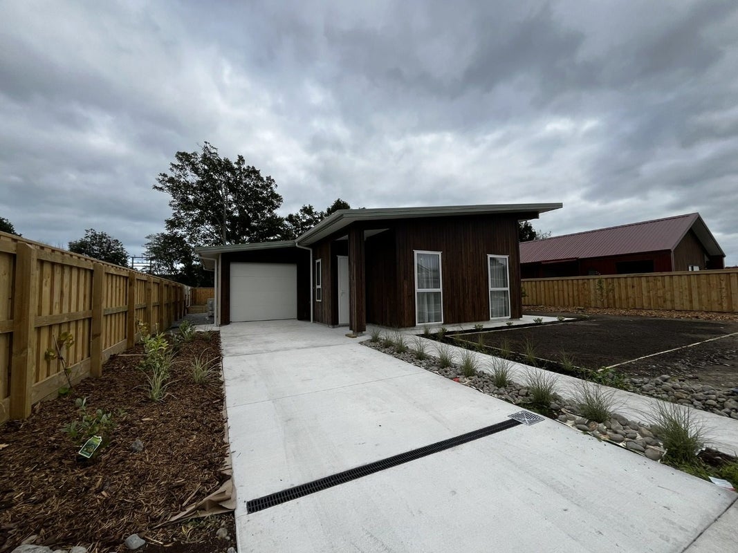 5 Elsies Way, Otaki, Otaki - Carousel 1