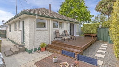 2/5 Lomax Place, Islington, Christchurch - Carousel 1
