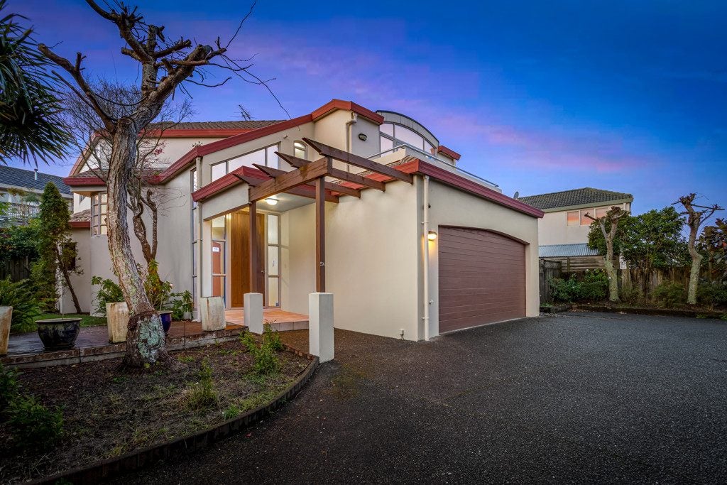 5A Tui Street, Torbay, Auckland - Carousel 1