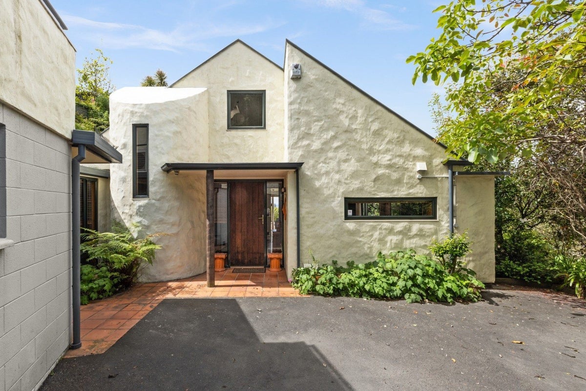 15 Hospital Lane, Hospital Hill, Napier - Carousel 2