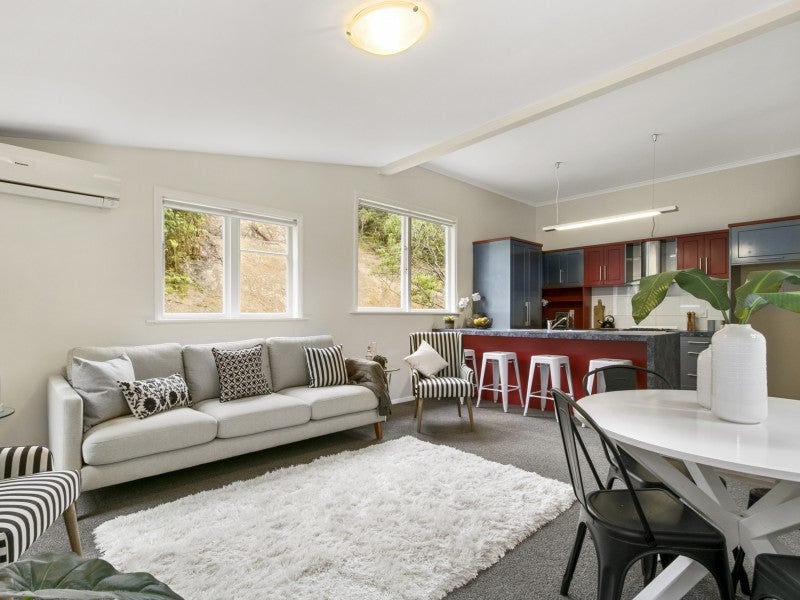 143A Wellington Road, Wainuiomata, Lower Hutt - Carousel 2