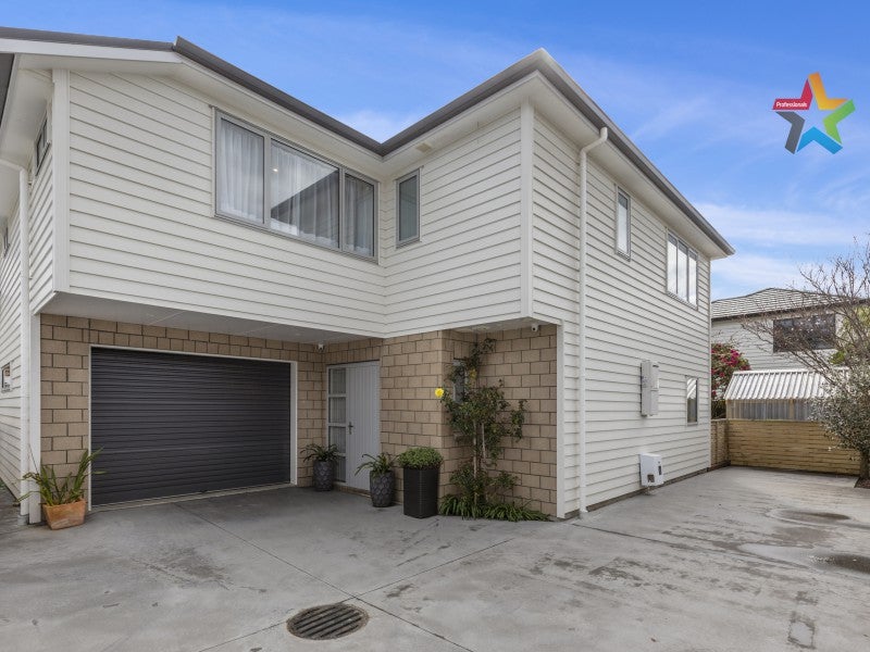 27A HARDY ST, WATERLOO, LOWER HUTT - Carousel 1