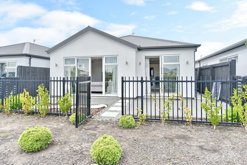 31 Bellbird Lane, Marshland, Christchurch - Carousel 1