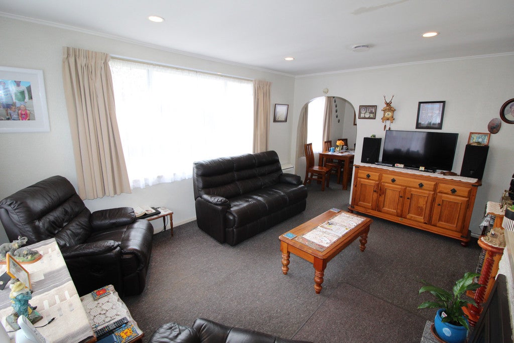 19 Arundel Street, Oamaru North, Oamaru - Carousel 2