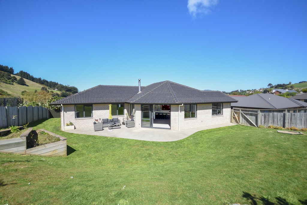 26 Glendermid Close, Sawyers Bay, Port Chalmers - Carousel 1