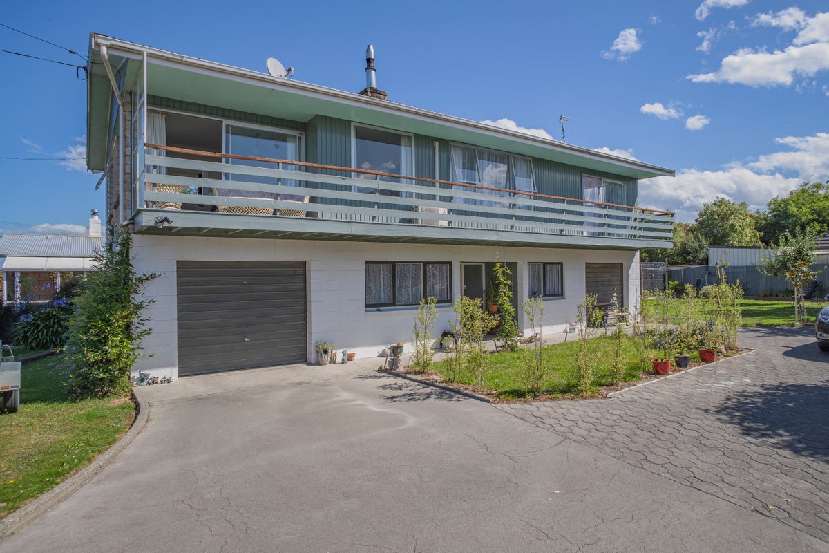 82 Mountain View Road, Glenwood, Timaru - Carousel 1