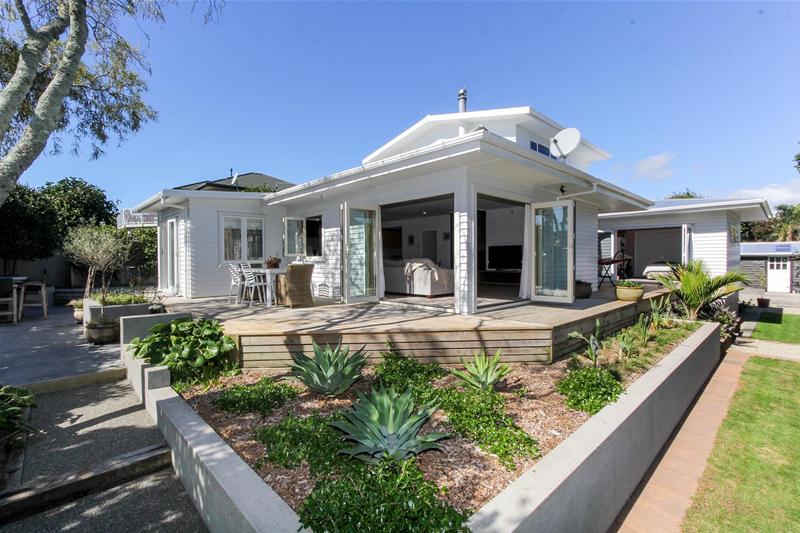 22C Lismore Street, Strandon, New Plymouth - Carousel 1