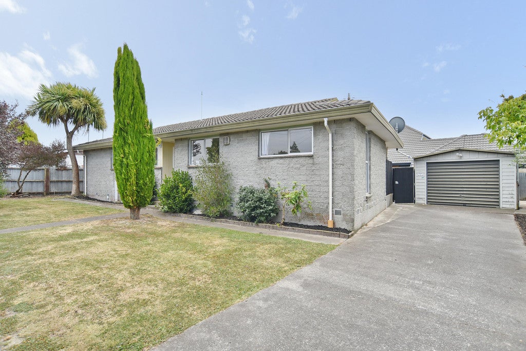 37 Camden Street, Redwood, Christchurch - Carousel 1