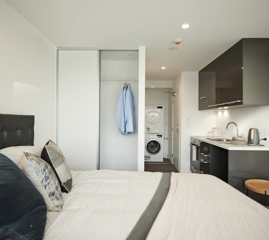 1206/8 Lakewood Court, Manukau, Auckland - Carousel 2
