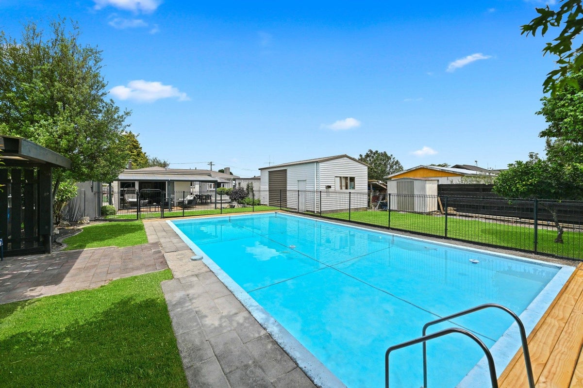 9 Coldwell Place, Chartwell, Hamilton - Carousel 2
