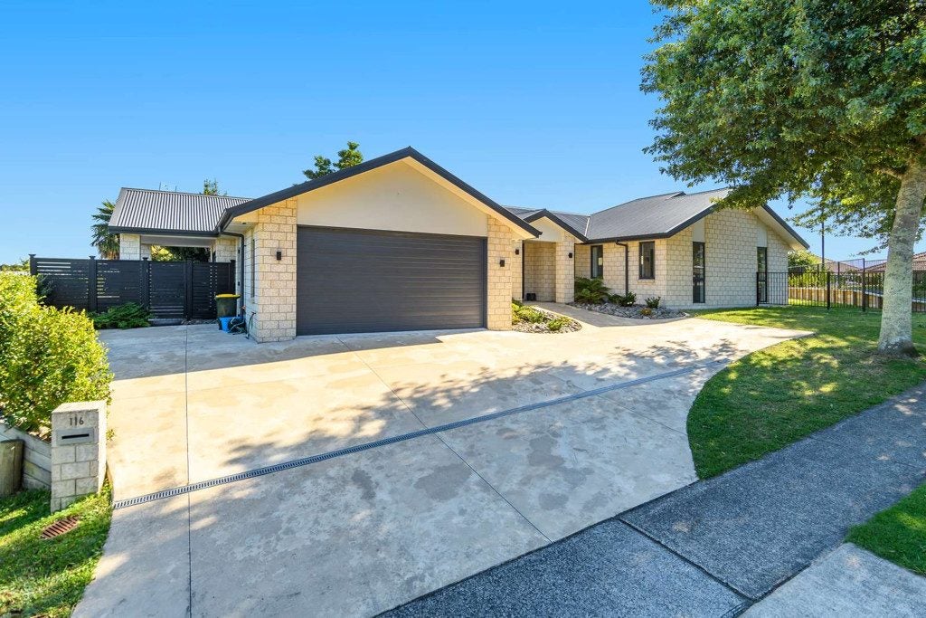 116 Rowesdale Drive, Ohauiti, Tauranga - Carousel 2