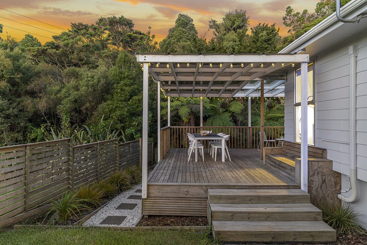 78 Eskdale Road, Birkdale, Auckland - Carousel 1