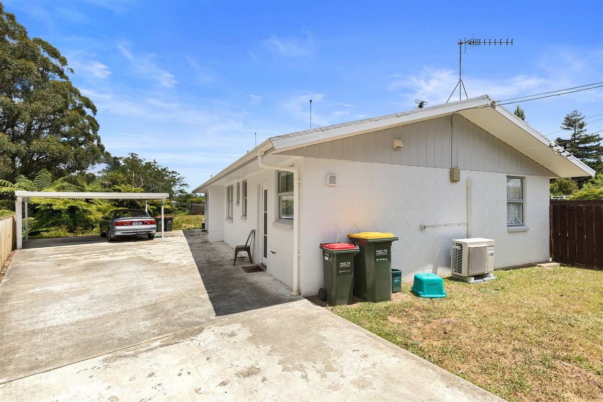 38B Anthony Crescent, Bader, Hamilton - Carousel 2