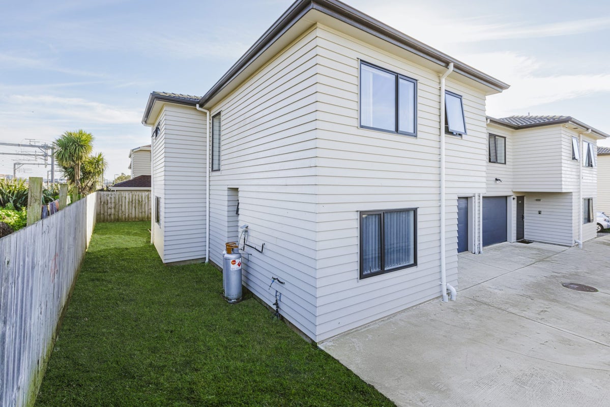 54D Cambridge Terrace, Papatoetoe, Auckland - Carousel 2