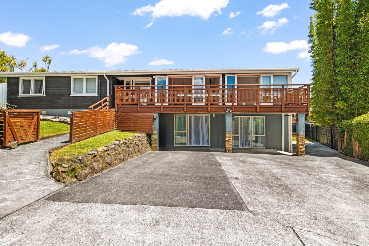 52B Nikau Street, New Lynn, Auckland - Carousel 1