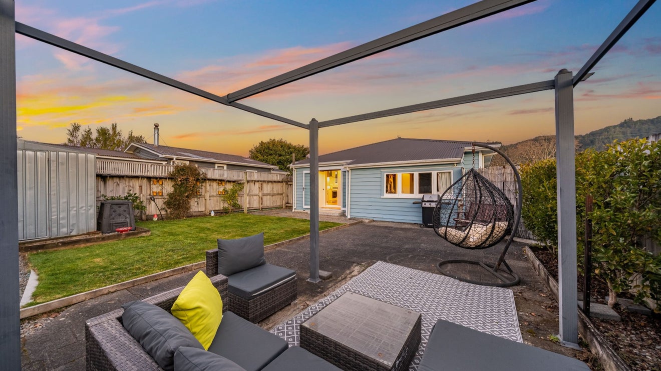 36 Seddon Street, Wallaceville, Upper Hutt - Carousel 1