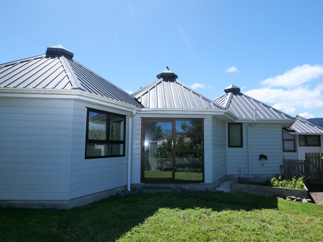 3 Nugget Grove, Raumati Beach, Paraparaumu - Carousel 31