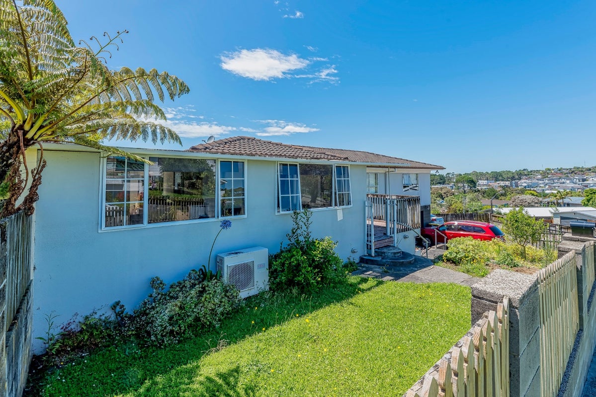 5 Sumich Place, West Harbour, Auckland - Carousel 21