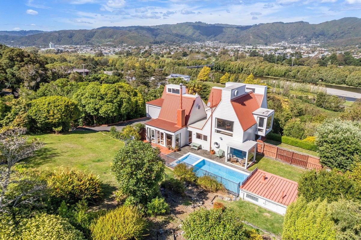 7 Coach Lane, Belmont, Lower Hutt, Wellington - Carousel 1