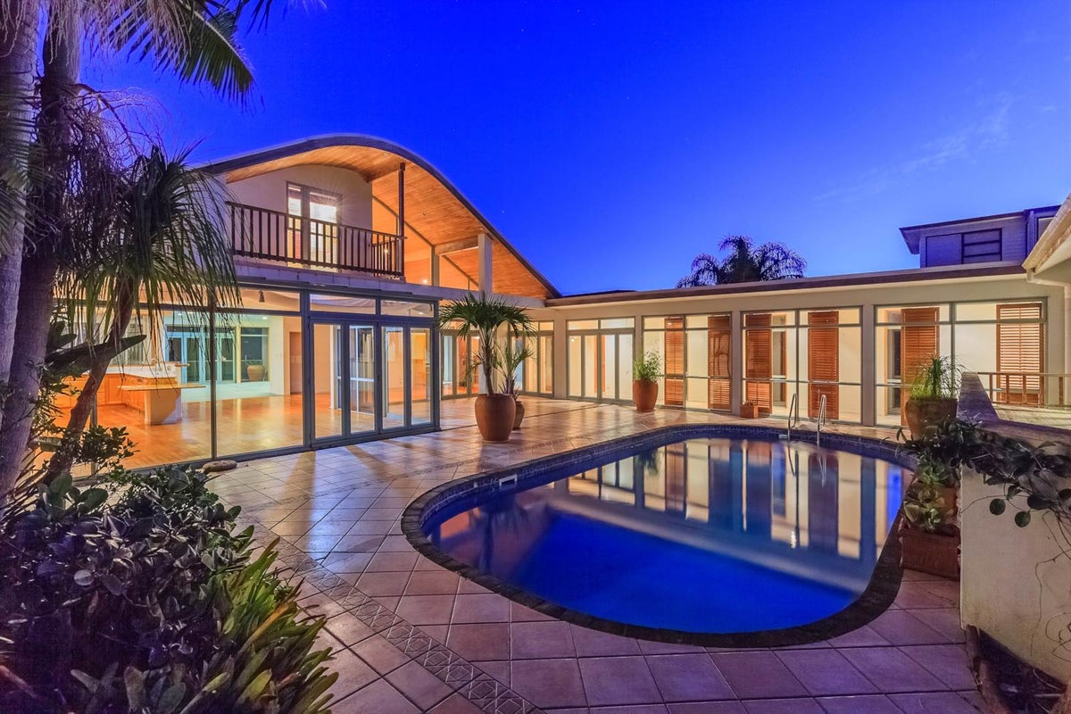 38 Hyde Road, Rothesay Bay, Auckland - Carousel 2