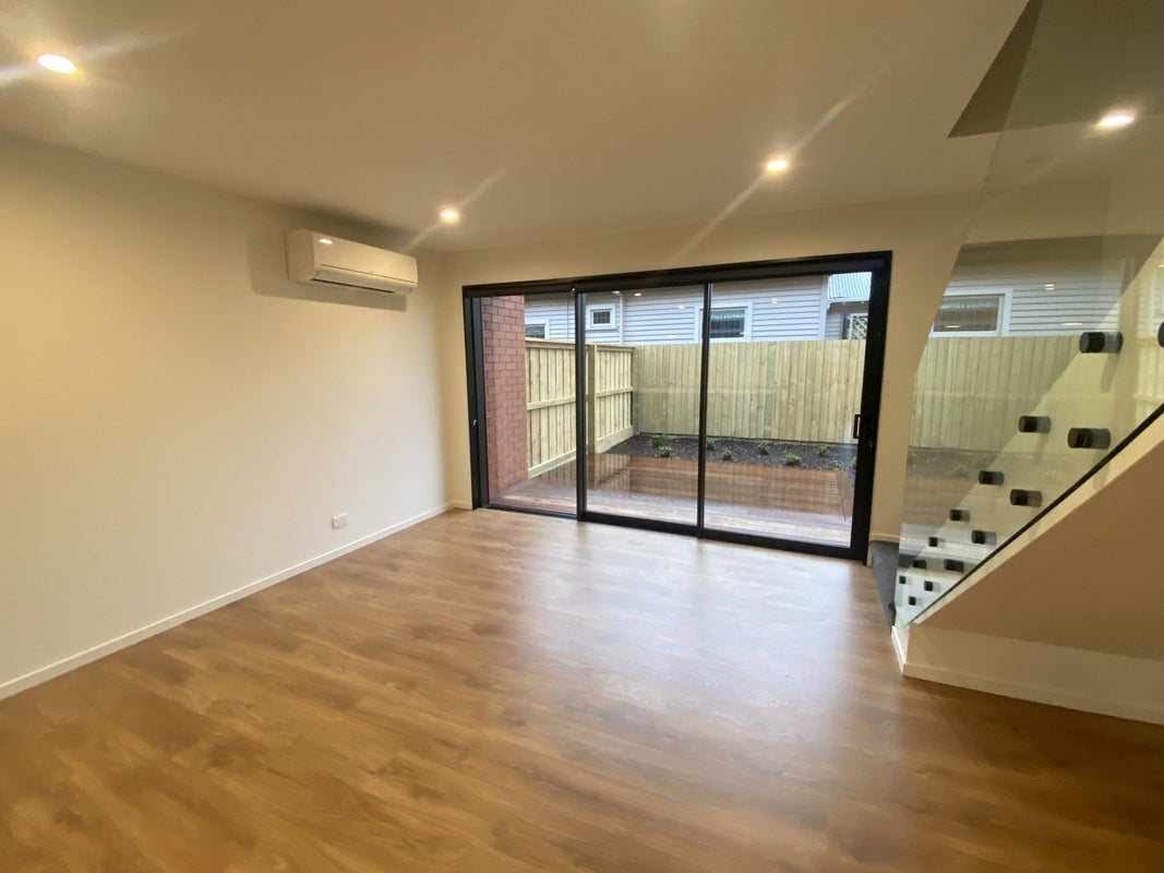 2/206 Geraldine Street, Edgeware, Christchurch - Carousel 1