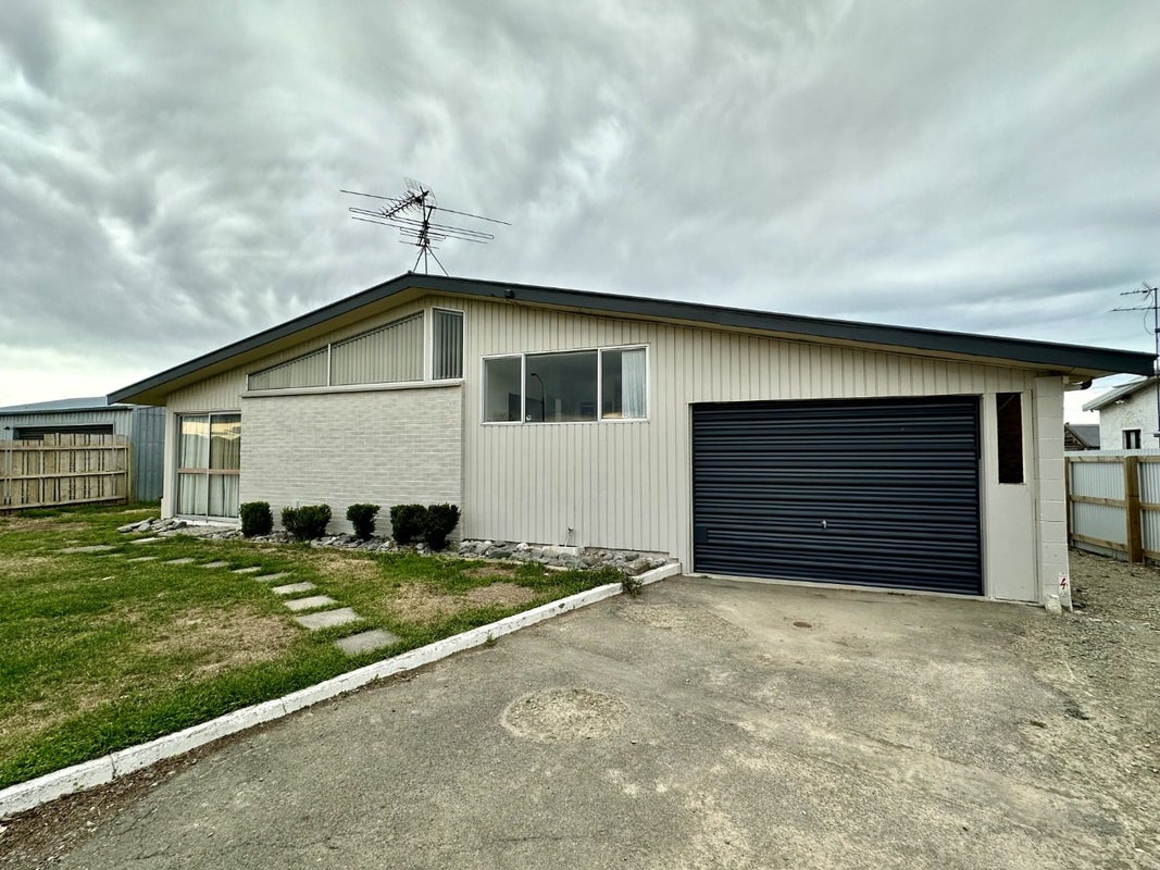 16 McLean Street, Netherby, Ashburton - Carousel 2
