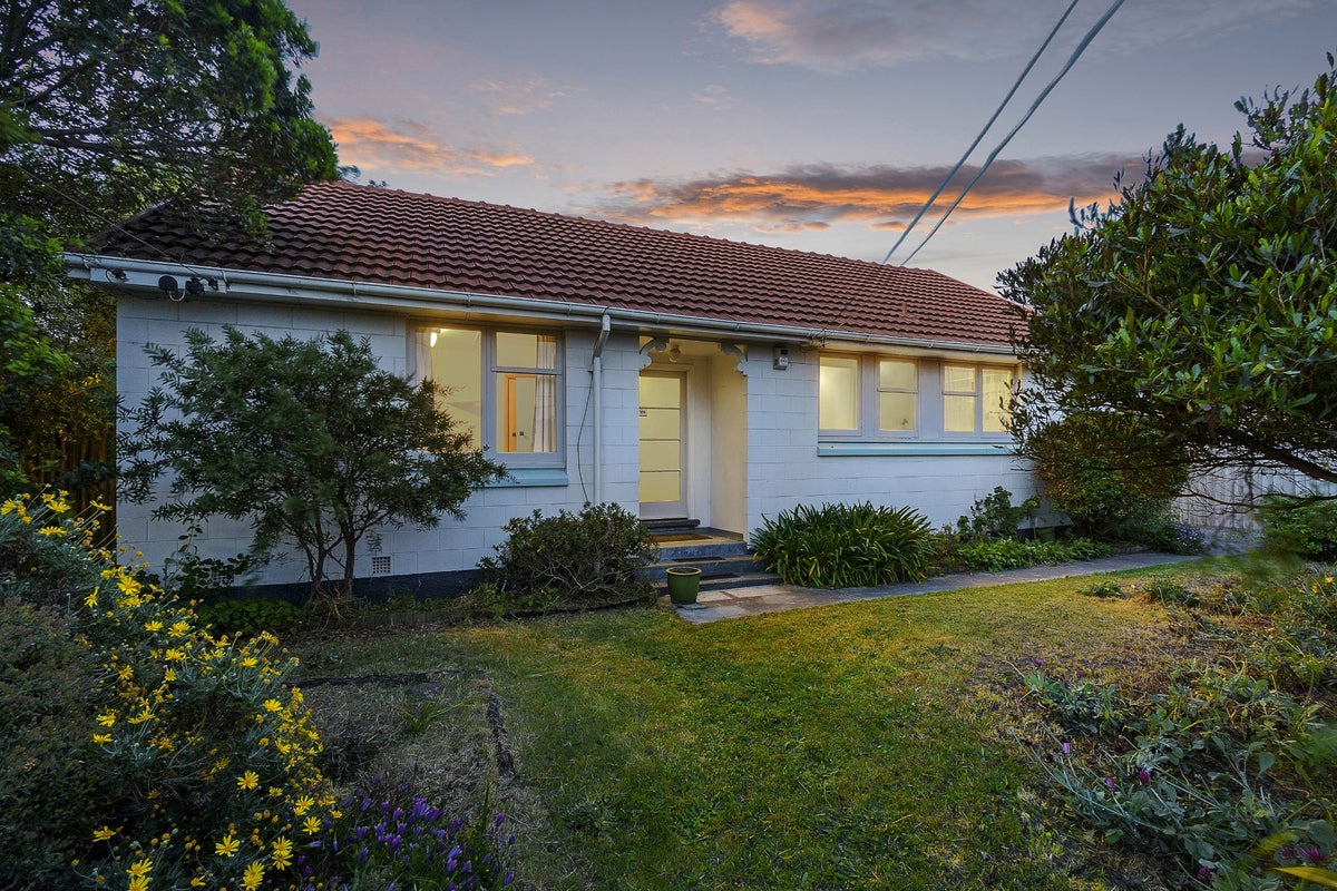 23 Carisbrooke Street, Aranui, Christchurch - Carousel 1