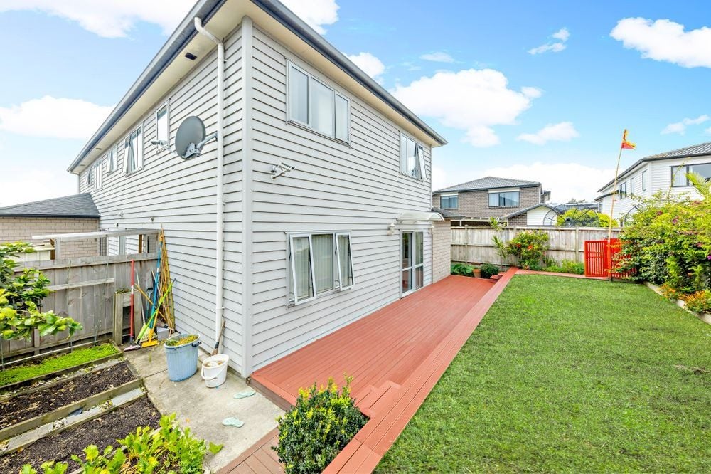 4 Cahir Place, Flat Bush, Auckland  - Carousel 12