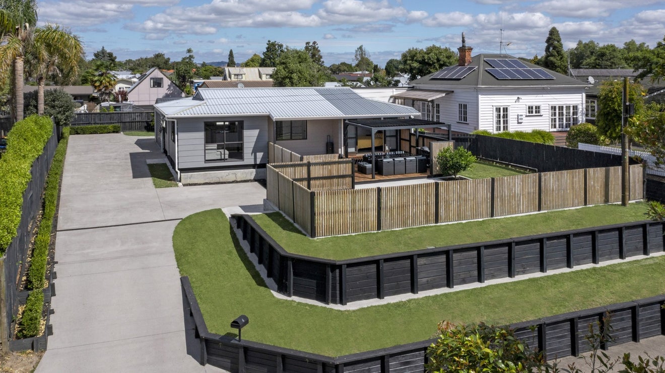 6 Shelley Street, Leamington, Cambridge - Carousel 1