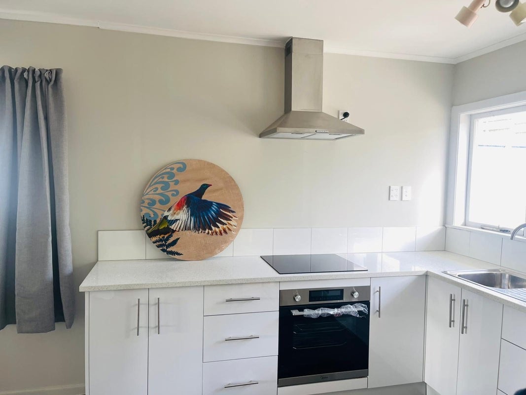 46 John Davis Road, Mount Roskill, Auckland - Carousel 1