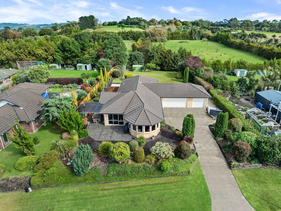 3 Omana Avenue, Helensville - Carousel 1