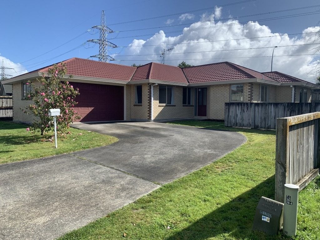 13 Chancery Close, Hamilton East, Hamilton - Carousel 1
